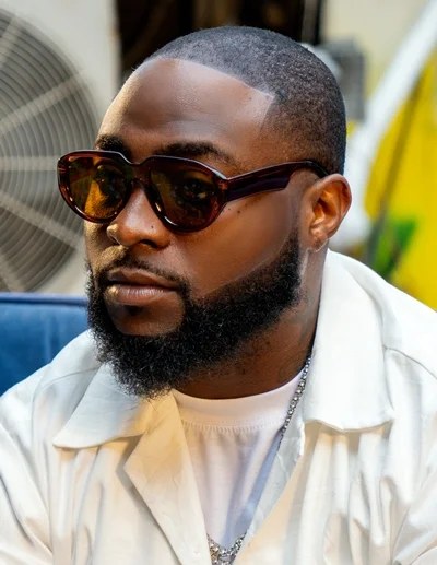 story8-davido-cash