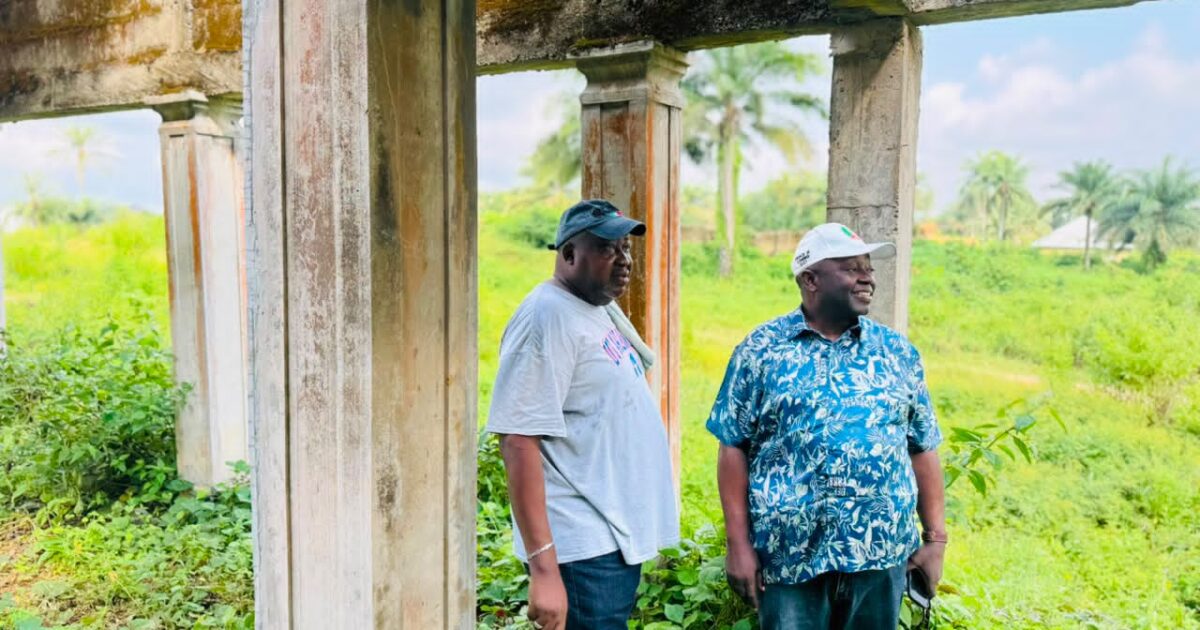 Cross River officials inspect health facility renovation site