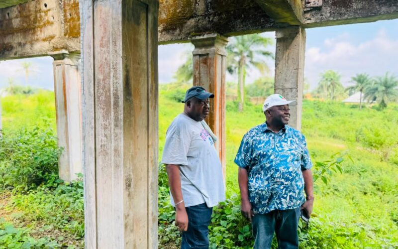 Cross River officials inspect health facility renovation site