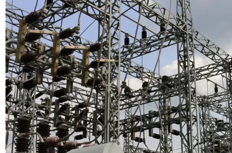 Electricity transmission infrastructure at a TCN facility. Photo: Daily Post