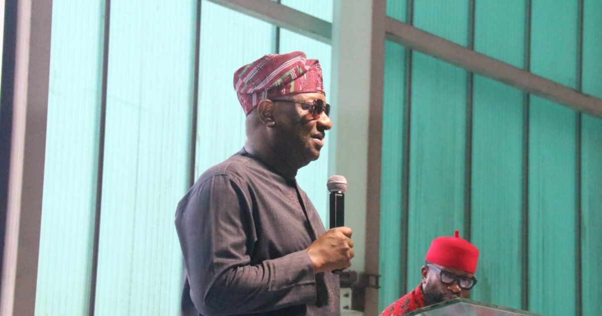 United Nigeria Airlines event as federal government discusses new international routes