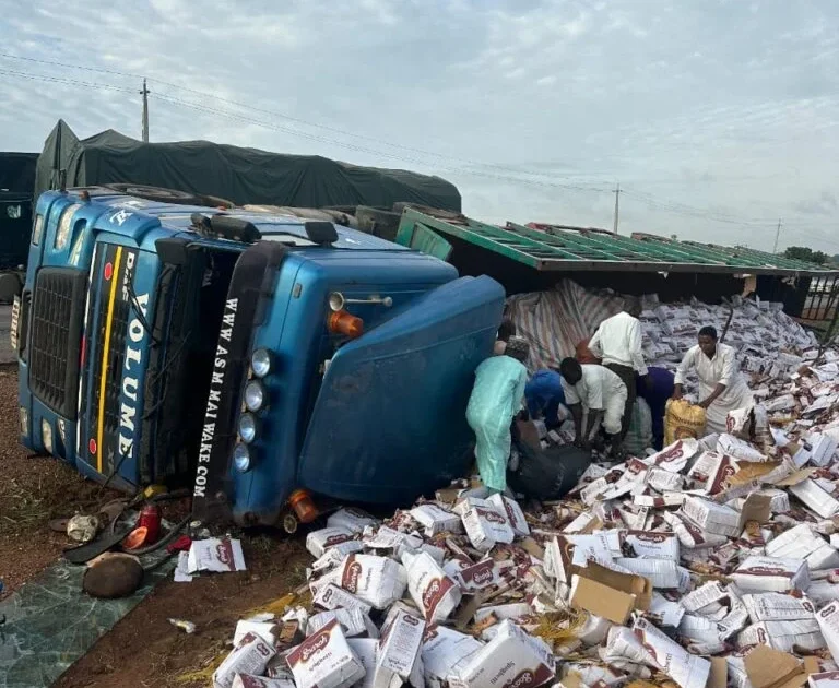 Truck involved in fatal Kwara auto crash