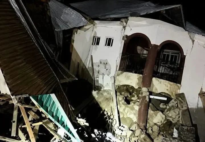 Collapsed hostel building at Oko in Anambra State