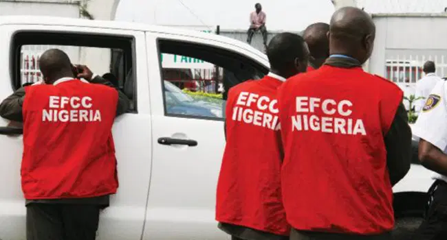 Source-origin image of EFCC operatives used for the secret recruitment denial report