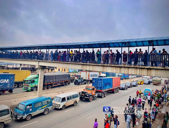 Traffic and emergency activity after the Kara Bridge multi-vehicle crash in Lagos
