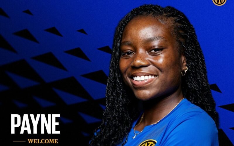 Toni Payne in Inter Milan colours after completing her move to the club