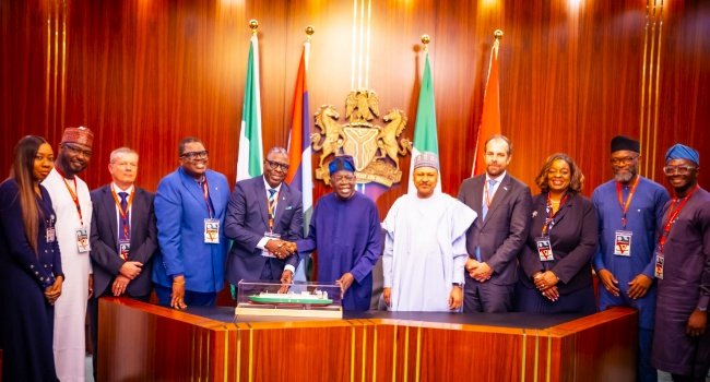 President Bola Tinubu with NLNG board and executive leadership at the State House.