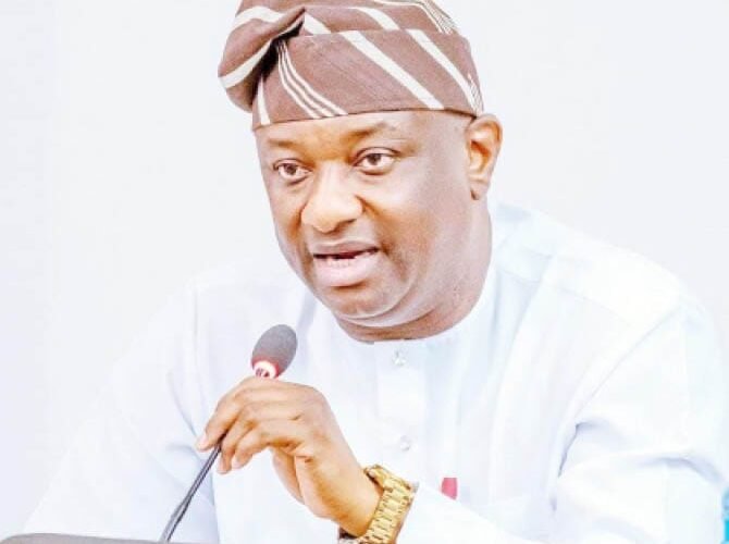 Festus Keyamo, Nigeria’s Minister of Aviation and Aerospace Development, speaking at a microphone