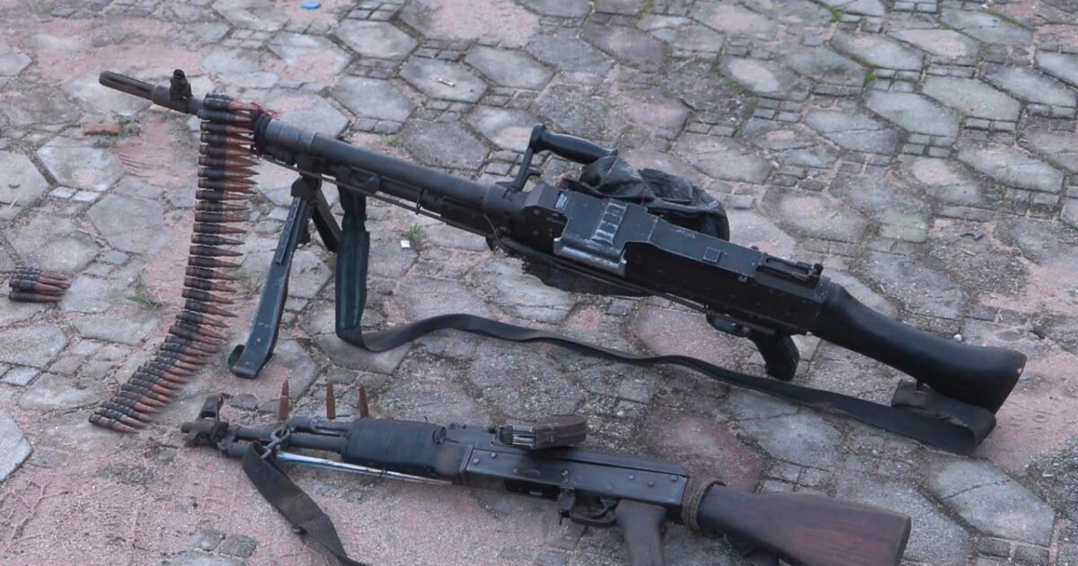 Weapons and ammunition recovered after the Orlu kidnap-rescue operation, according to the source report.
