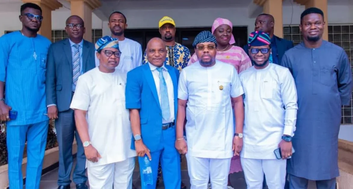 Members of the Osun State Election Violence Relief Committee pose for a group photograph.