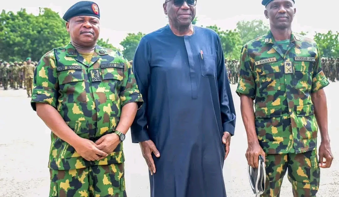 Kwara Governor AbdulRahman AbdulRazaq with Nigerian Army officers during a battalion deployment