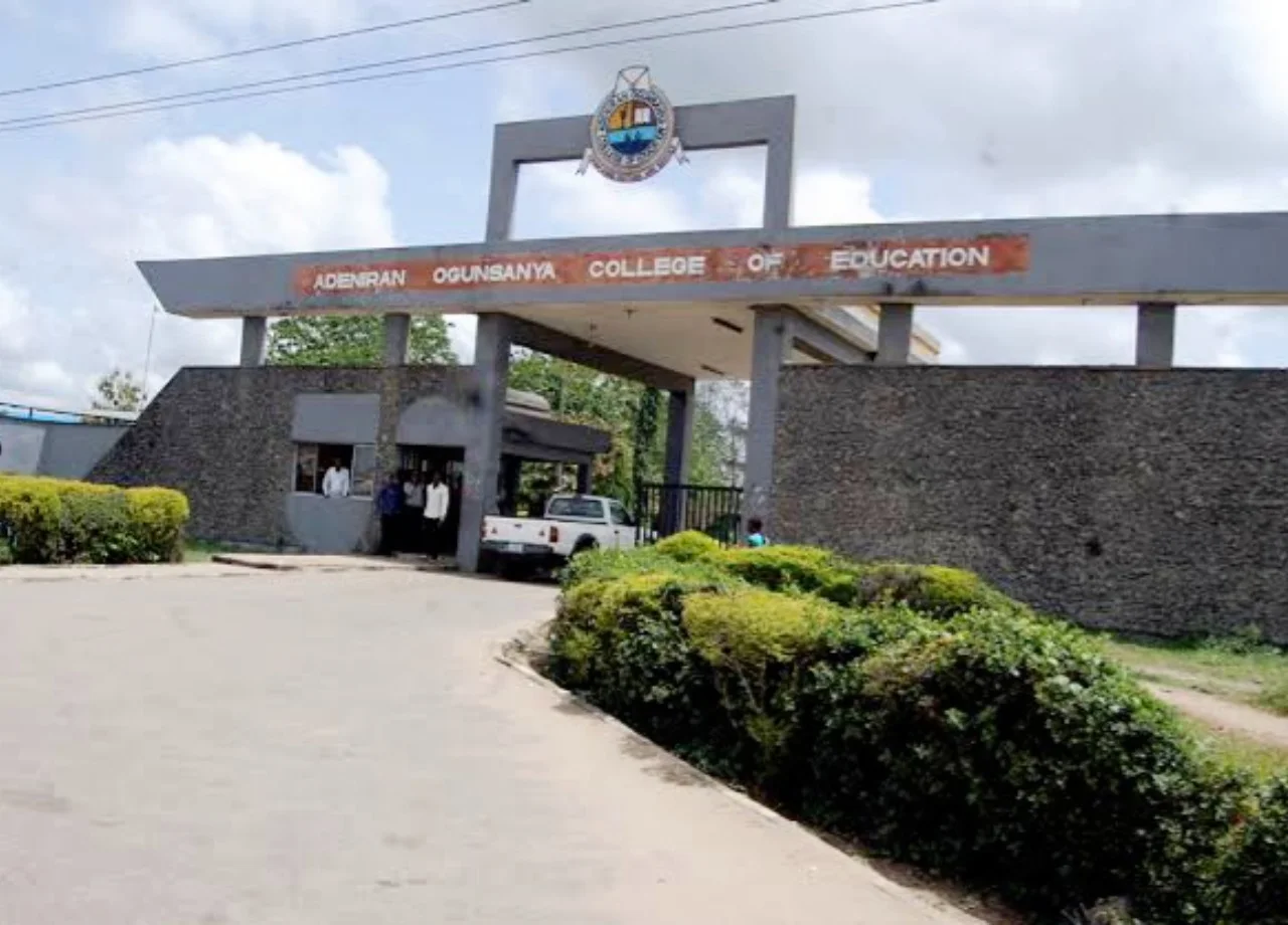 Entrance to Lagos State University of Education, with its former college name on the gate